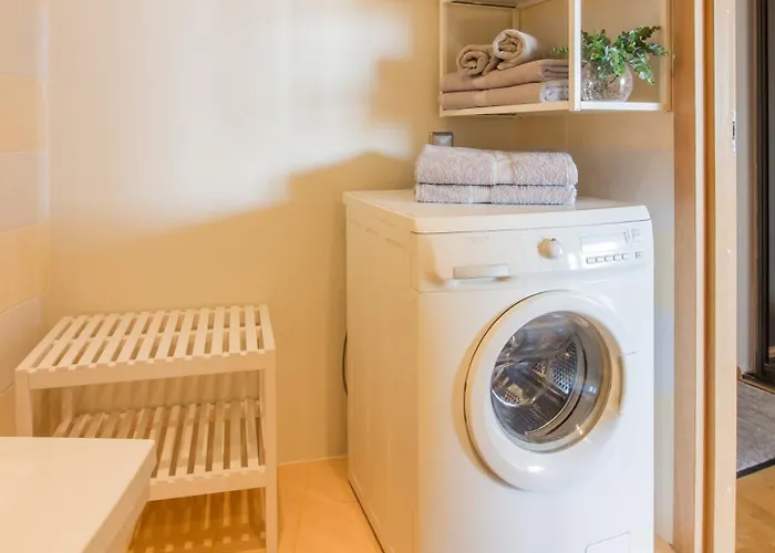 Center Luxury Apartment *